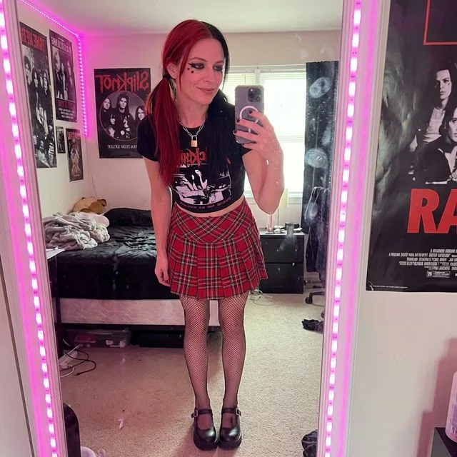 AI e-girl photo mirror selfie bedroom led light full body